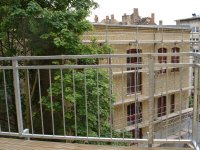 Blick vom Balkon zum Hinterhaus (Juni 2008)